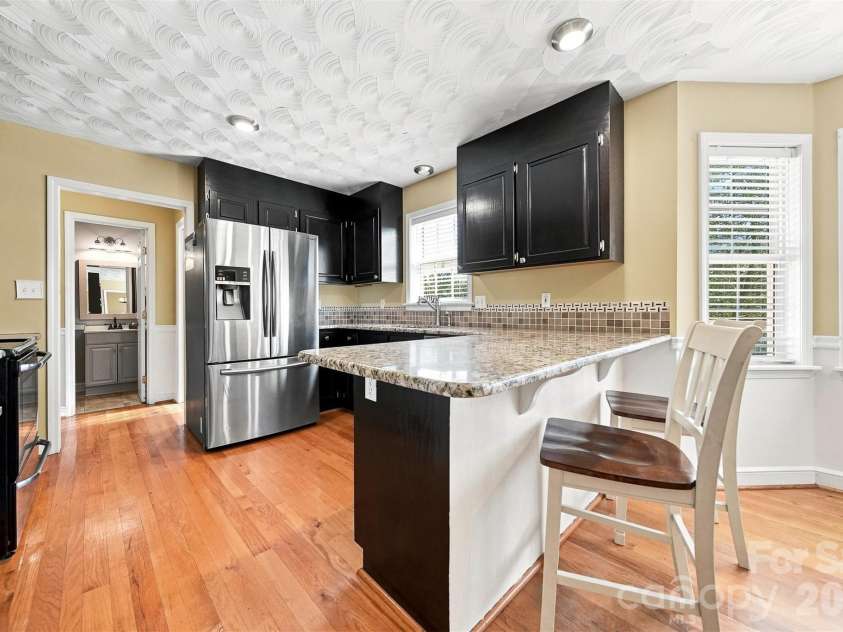 4948 Betty Drive, Hickory, NC 28601.  MLS# CAR4419644, YatesRealty ID 48758. 