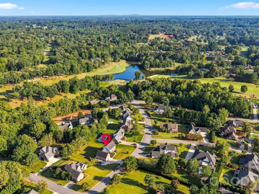 4948 Betty Drive, Hickory, NC 28601.  MLS# CAR4419644, YatesRealty ID 48758. 