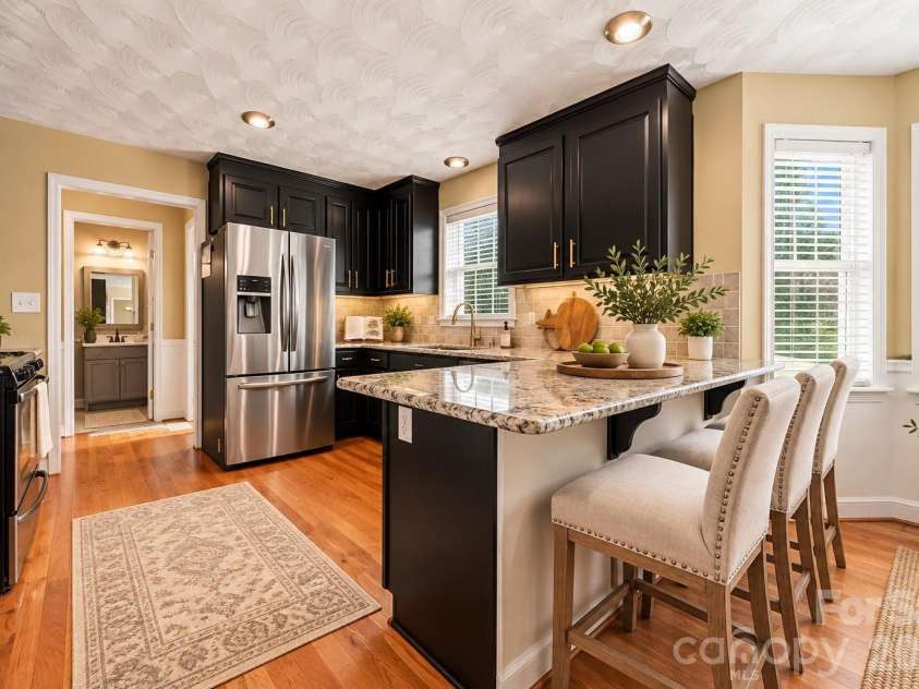 4948 Betty Drive, Hickory, NC 28601.  MLS# CAR4419644, YatesRealty ID 48758. Beautiful and functional kitchen - virtually staged