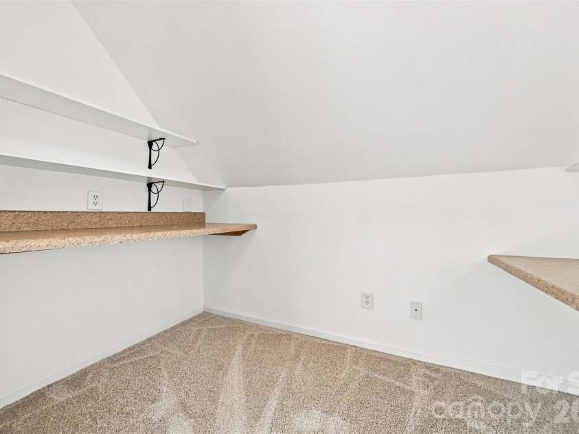 4948 Betty Drive, Hickory, NC 28601.  MLS# CAR4419644, YatesRealty ID 48758. Office space/study area on 2nd