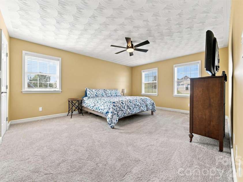 4948 Betty Drive, Hickory, NC 28601.  MLS# CAR4419644, YatesRealty ID 48758. Primary bedroom on main