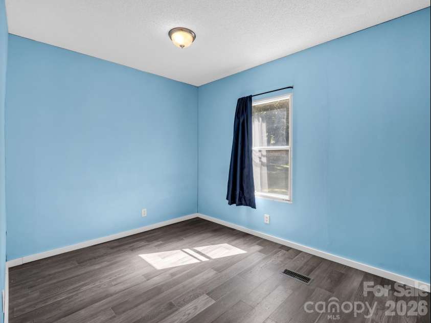 557 Sutton Mountain Ridge, Pisgah Forest, NC 28768.  MLS# CAR4419858, YatesRealty ID 48759. 3rd Bedroom