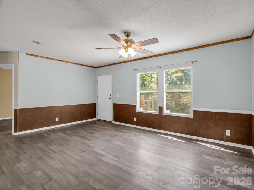 557 Sutton Mountain Ridge, Pisgah Forest, NC 28768.  MLS# CAR4419858, YatesRealty ID 48759. 