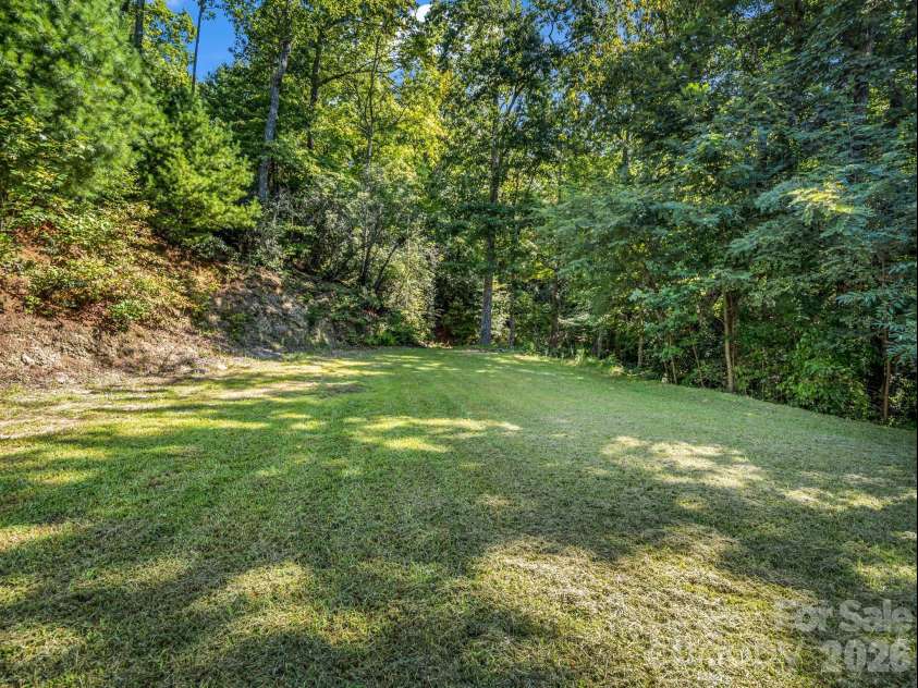 557 Sutton Mountain Ridge, Pisgah Forest, NC 28768.  MLS# CAR4419858, YatesRealty ID 48759. 