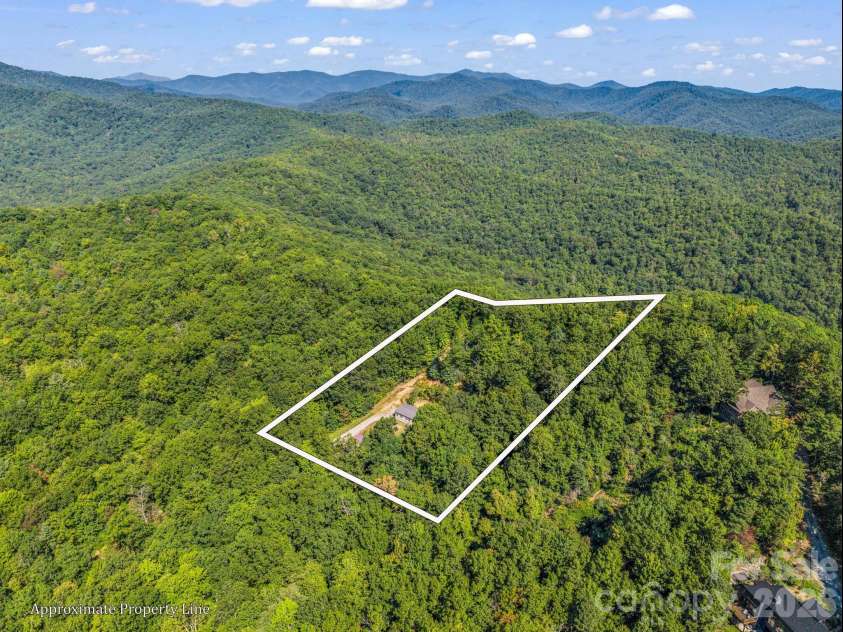 557 Sutton Mountain Ridge, Pisgah Forest, NC 28768.  MLS# CAR4419858, YatesRealty ID 48759. 