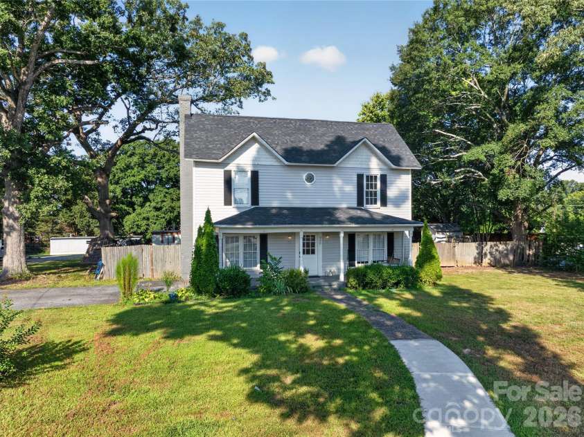 659 Main Street, Stanley, NC 28164.  MLS# CAR4419648, YatesRealty ID 48762. 