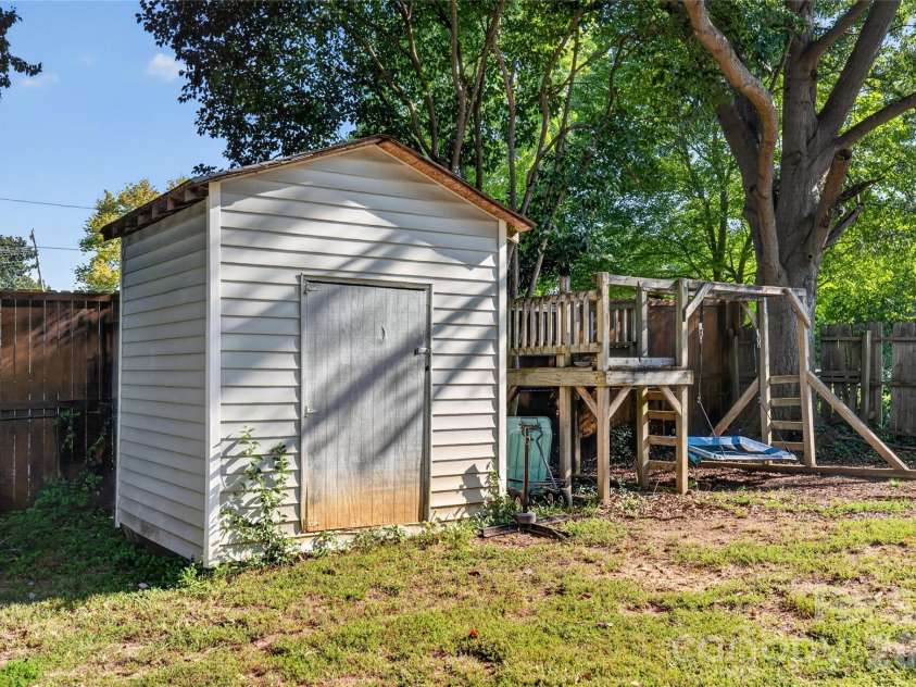 659 Main Street, Stanley, NC 28164.  MLS# CAR4419648, YatesRealty ID 48762. 