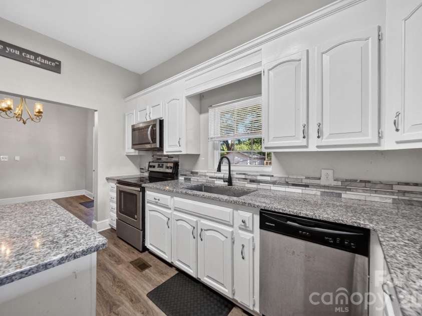 659 Main Street, Stanley, NC 28164.  MLS# CAR4419648, YatesRealty ID 48762. 