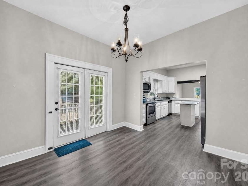 659 Main Street, Stanley, NC 28164.  MLS# CAR4419648, YatesRealty ID 48762. 