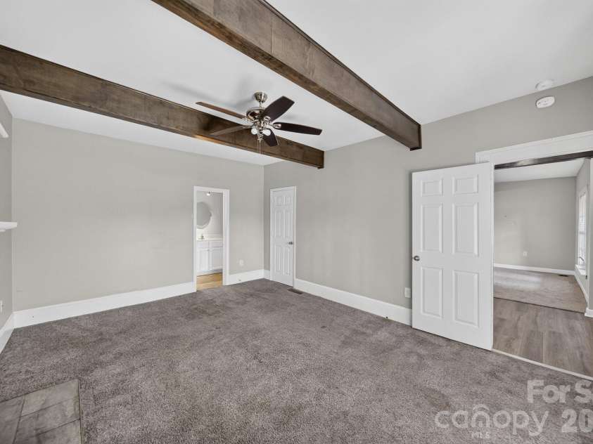 659 Main Street, Stanley, NC 28164.  MLS# CAR4419648, YatesRealty ID 48762. 