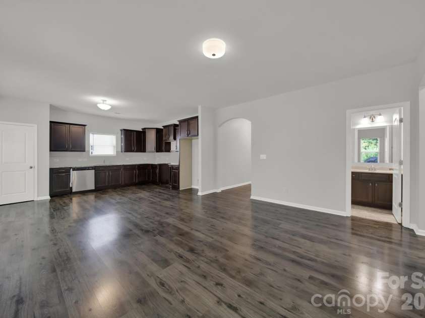 5121 Saddleback Drive, Mount Holly, NC 28120.  MLS# CAR4421137, YatesRealty ID 48763. 