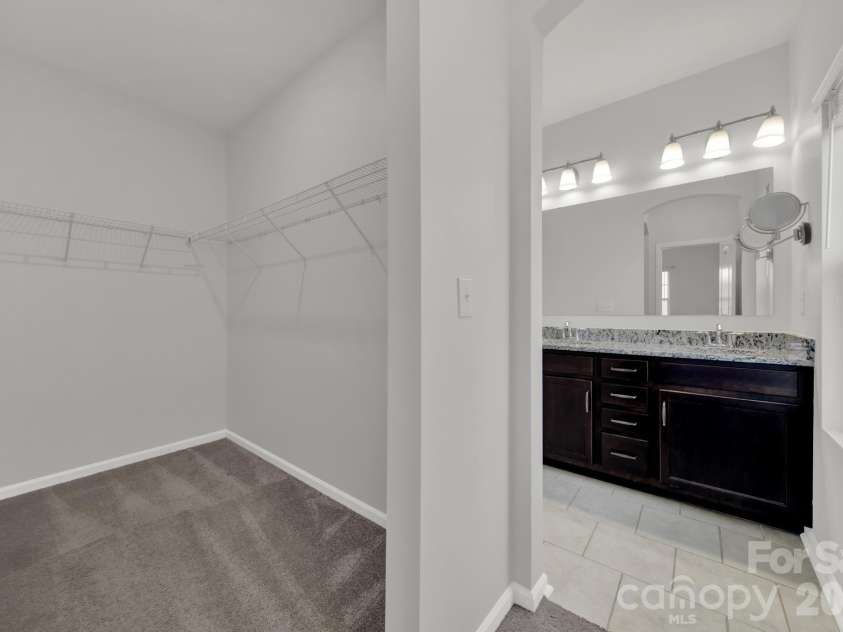 5121 Saddleback Drive, Mount Holly, NC 28120.  MLS# CAR4421137, YatesRealty ID 48763. 