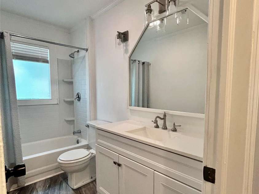 2255 Falmouth Road, Charlotte, NC 28205.  MLS# CAR4421108, YatesRealty ID 48764. 