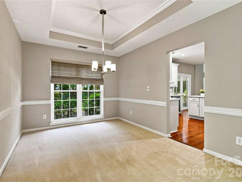 5477 Cambridge Bay Drive, Charlotte, NC 28269.  MLS# CAR4419836, YatesRealty ID 48767. 