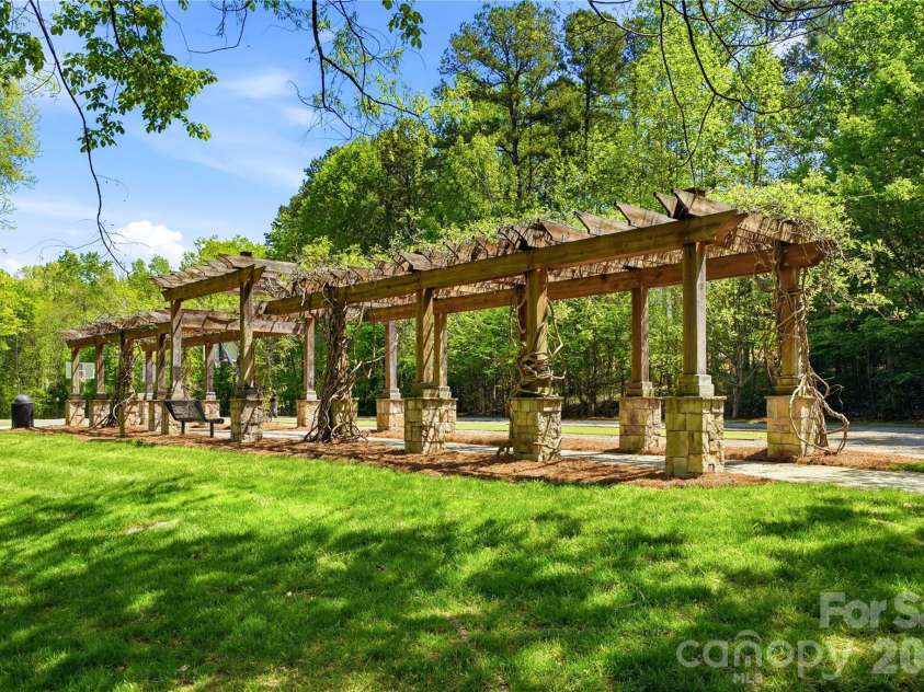 5477 Cambridge Bay Drive, Charlotte, NC 28269.  MLS# CAR4419836, YatesRealty ID 48767. 