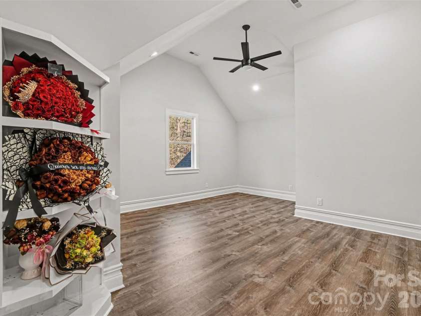 15200 August Lane, Charlotte, NC 28227.  MLS# CAR4350739, YatesRealty ID 4877. 