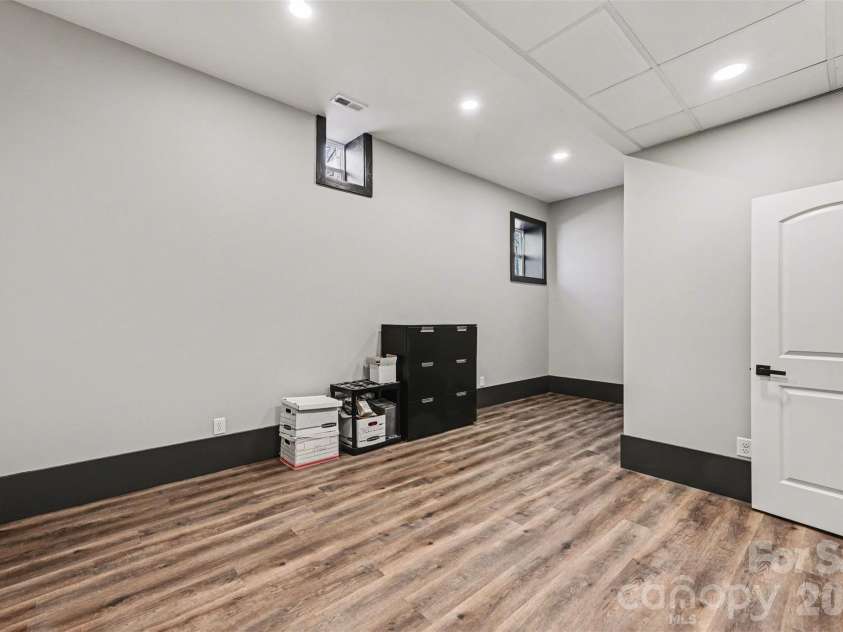 15200 August Lane, Charlotte, NC 28227.  MLS# CAR4350739, YatesRealty ID 4877. 