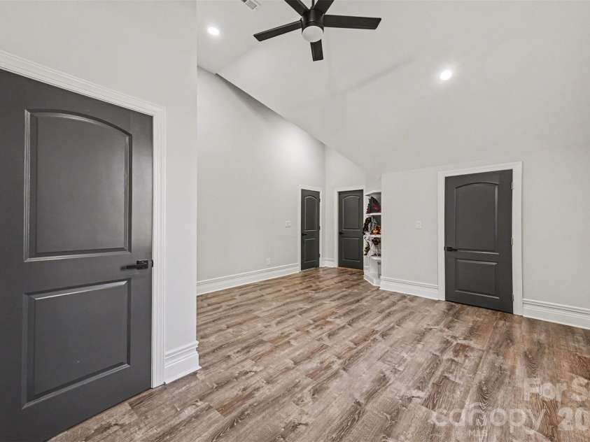 15200 August Lane, Charlotte, NC 28227.  MLS# CAR4350739, YatesRealty ID 4877. 