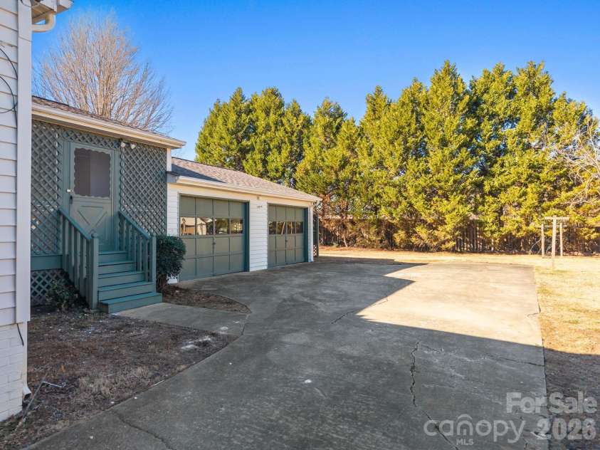 1950 Rosemont Street, Salisbury, NC 28144.  MLS# CAR4340334, YatesRealty ID 4877. 