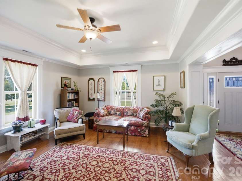 211 Jefferson Street, York, SC 29745.  MLS# CAR4419991, YatesRealty ID 48770. 