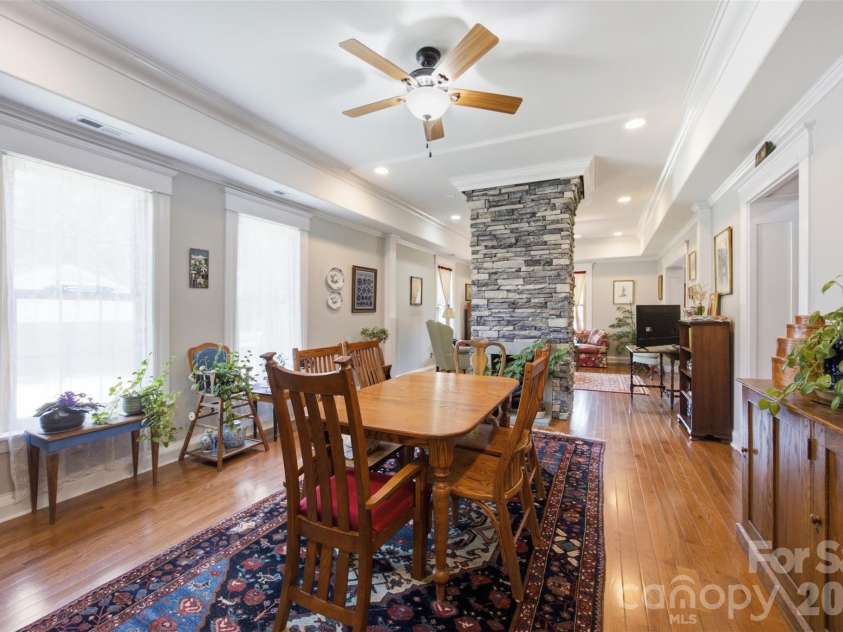 211 Jefferson Street, York, SC 29745.  MLS# CAR4419991, YatesRealty ID 48770. 