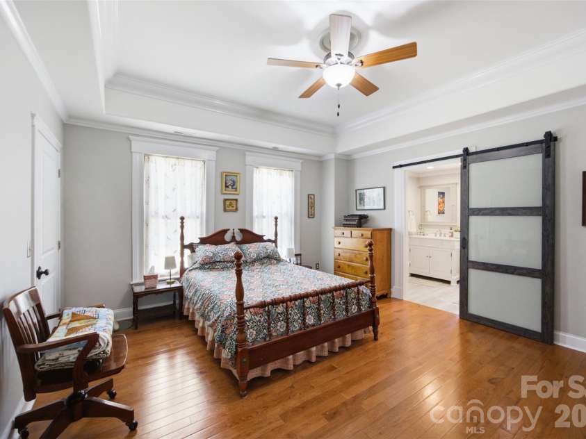 211 Jefferson Street, York, SC 29745.  MLS# CAR4419991, YatesRealty ID 48770. 