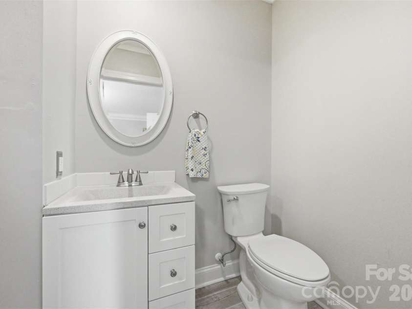 211 Jefferson Street, York, SC 29745.  MLS# CAR4419991, YatesRealty ID 48770. 