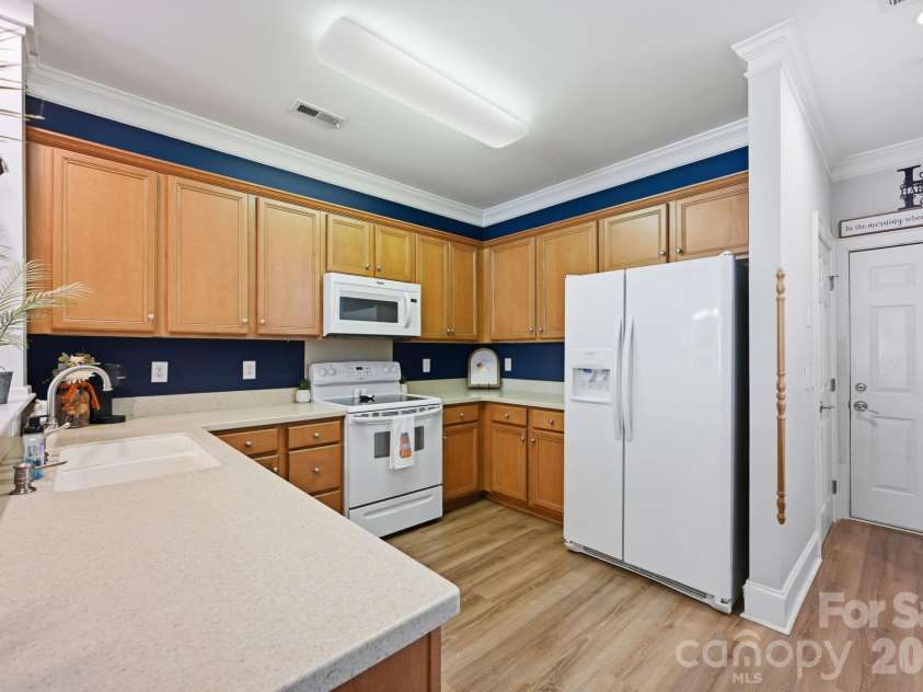 5962 Village Drive, Concord, NC 28027.  MLS# CAR4417673, YatesRealty ID 48771. Kitchen