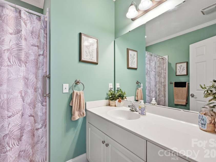 5962 Village Drive, Concord, NC 28027.  MLS# CAR4417673, YatesRealty ID 48771. Primary en suite bath