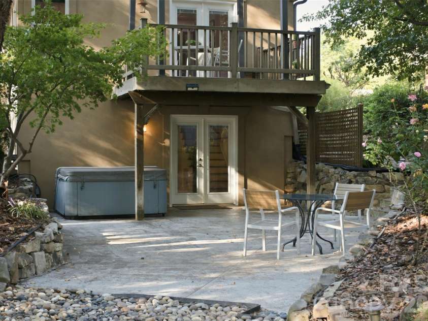 21034 Cornelius Street, Cornelius, NC 28031.  MLS# CAR4410625, YatesRealty ID 48772. 