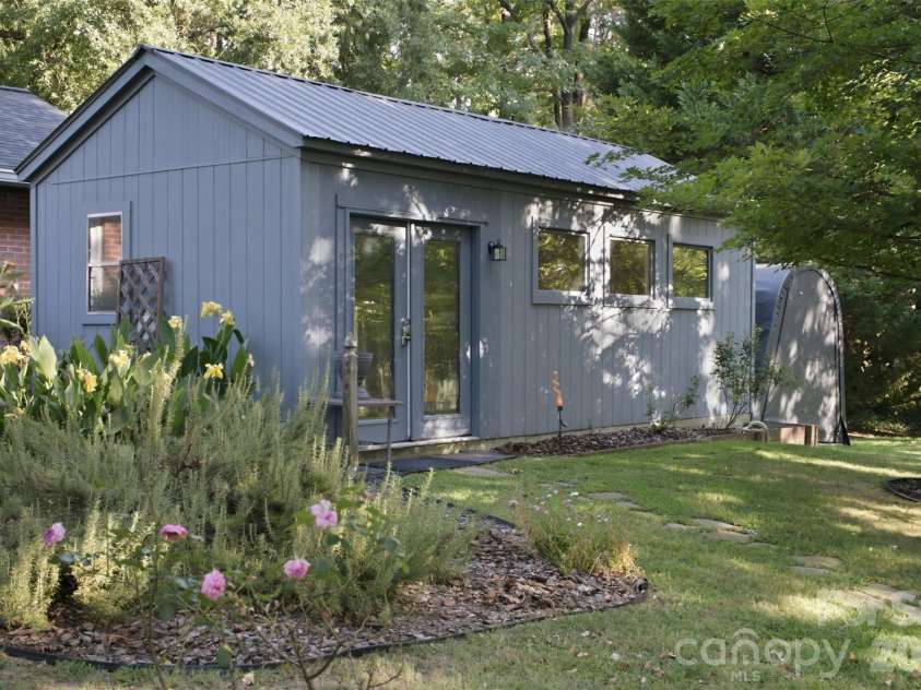 21034 Cornelius Street, Cornelius, NC 28031.  MLS# CAR4410625, YatesRealty ID 48772. 