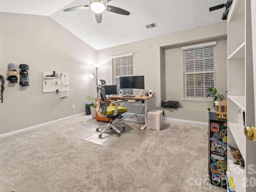 11319 Morgan Valley Lane, Charlotte, NC 28270.  MLS# CAR4418759, YatesRealty ID 48774. 