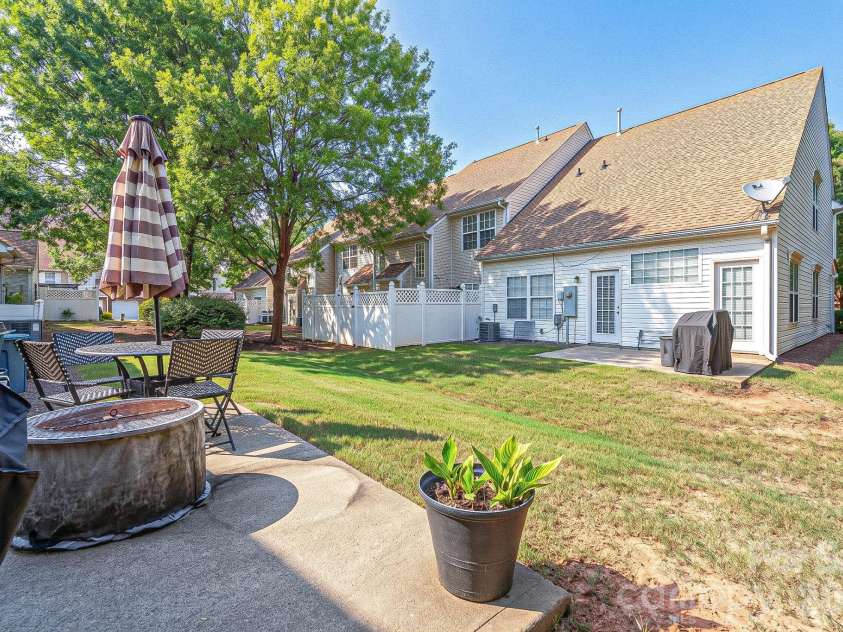 11319 Morgan Valley Lane, Charlotte, NC 28270.  MLS# CAR4418759, YatesRealty ID 48774. 