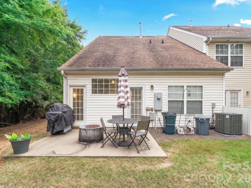 11319 Morgan Valley Lane, Charlotte, NC 28270.  MLS# CAR4418759, YatesRealty ID 48774. 
