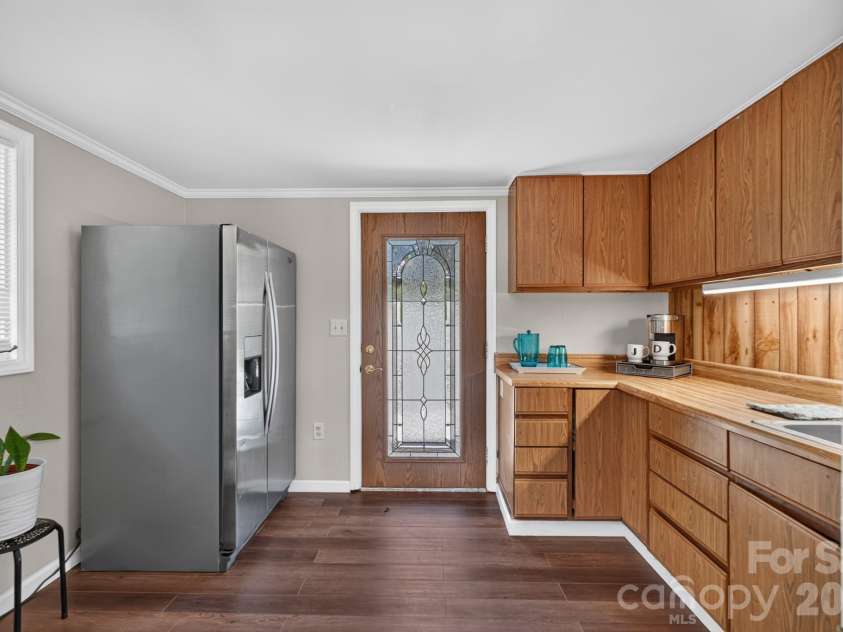 745 Anchor Road, Norwood, NC 28128.  MLS# CAR4419200, YatesRealty ID 48776. Bunkhouse Kitchen