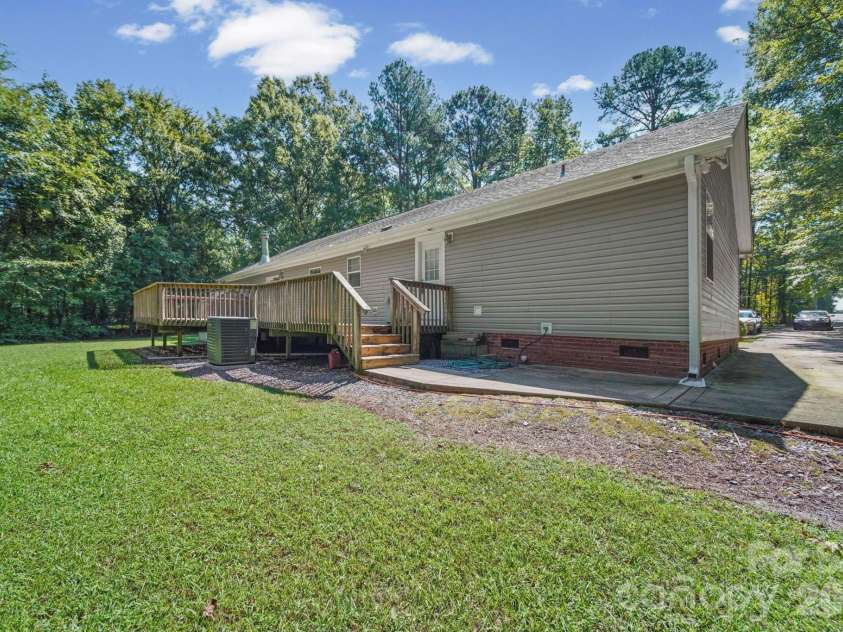 2006 Waxhaw Highway, Monroe, NC 28112.  MLS# CAR4419385, YatesRealty ID 48777. 