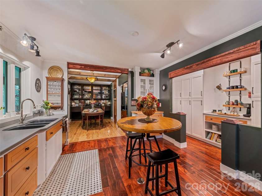 379 Holston Village Road, Waynesville, NC 28786.  MLS# CAR4419327, YatesRealty ID 48778. 