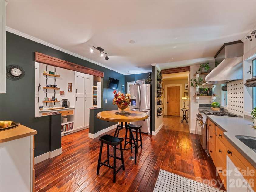 379 Holston Village Road, Waynesville, NC 28786.  MLS# CAR4419327, YatesRealty ID 48778. 