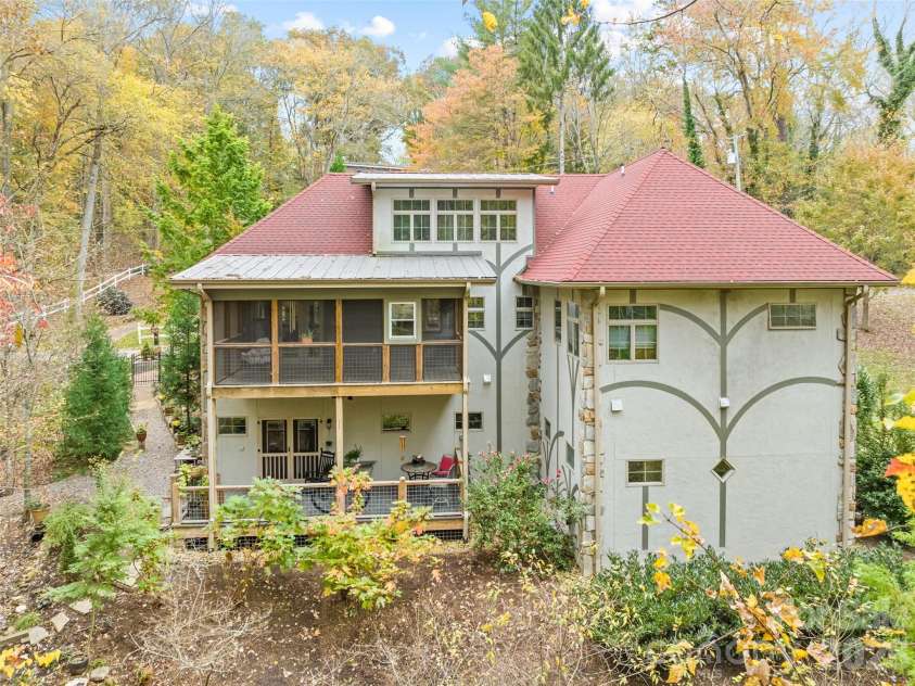 379 Holston Village Road, Waynesville, NC 28786.  MLS# CAR4419327, YatesRealty ID 48778. 