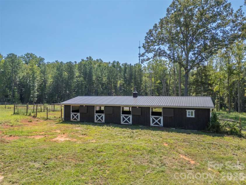 241 Poors Ford Road, Rutherfordton, NC 28139.  MLS# CAR4418400, YatesRealty ID 48779. 