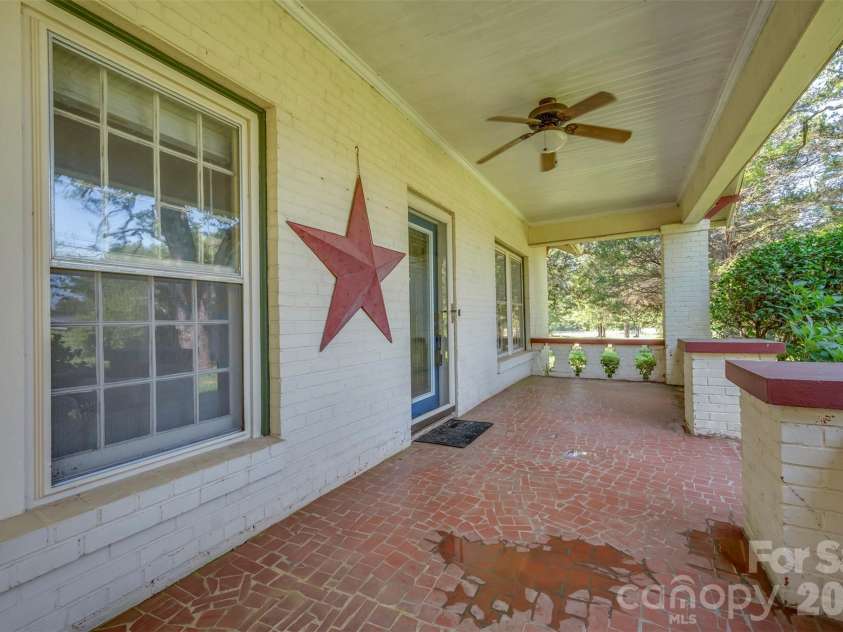 241 Poors Ford Road, Rutherfordton, NC 28139.  MLS# CAR4418400, YatesRealty ID 48779. 