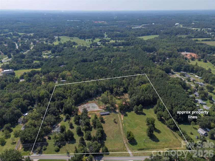 241 Poors Ford Road, Rutherfordton, NC 28139.  MLS# CAR4418400, YatesRealty ID 48779. 