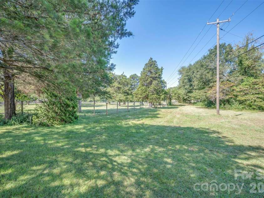 241 Poors Ford Road, Rutherfordton, NC 28139.  MLS# CAR4418400, YatesRealty ID 48779. 