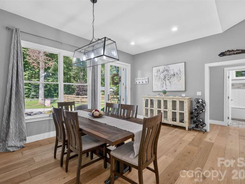 7342 Milan Drive, Huntersville, NC 28078.  MLS# CAR4418830, YatesRealty ID 48780. 