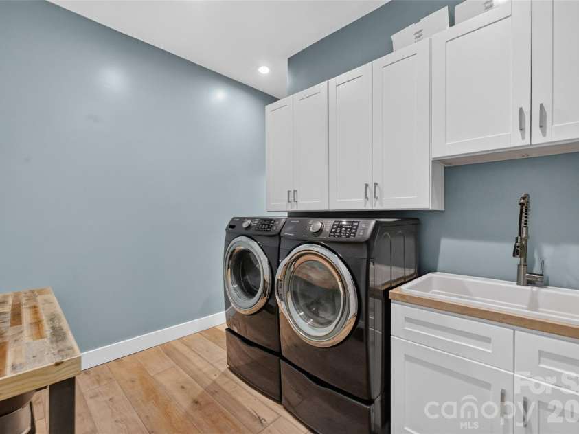 7342 Milan Drive, Huntersville, NC 28078.  MLS# CAR4418830, YatesRealty ID 48780. 