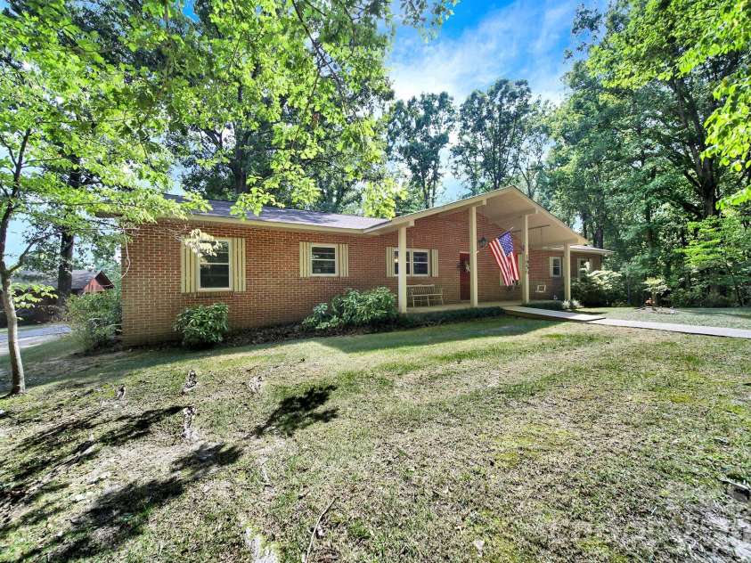 1950 Daisy Couch Road, Lancaster, SC 29058.  MLS# CAR4418884, YatesRealty ID 48782. 
