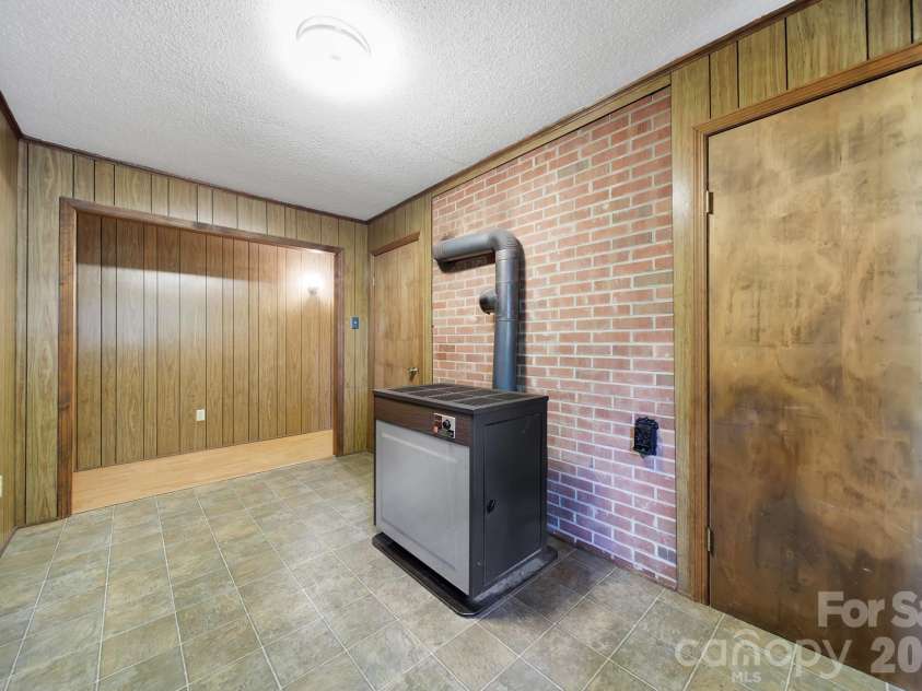 1950 Daisy Couch Road, Lancaster, SC 29058.  MLS# CAR4418884, YatesRealty ID 48782. 