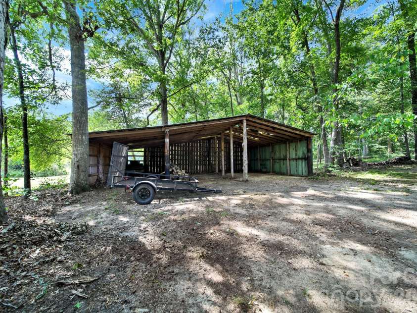 1950 Daisy Couch Road, Lancaster, SC 29058.  MLS# CAR4418884, YatesRealty ID 48782. 