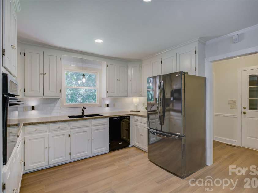 8407 Pompano Road, Harrisburg, NC 28075.  MLS# CAR4417863, YatesRealty ID 48784. 