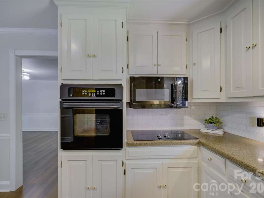 8407 Pompano Road, Harrisburg, NC 28075.  MLS# CAR4417863, YatesRealty ID 48784. 